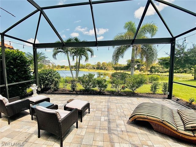 8527 Palacio TER N, Naples, FL 34114