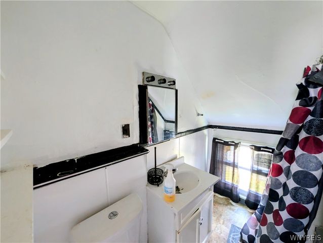108 Roebling Avenue, Buffalo, NY 14215
