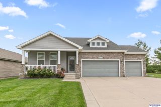 8051 N 158 Street, Bennington, NE 68007