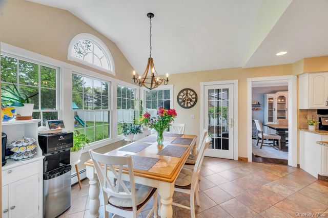 16 Lenore Place, Hauppauge, NY 11788