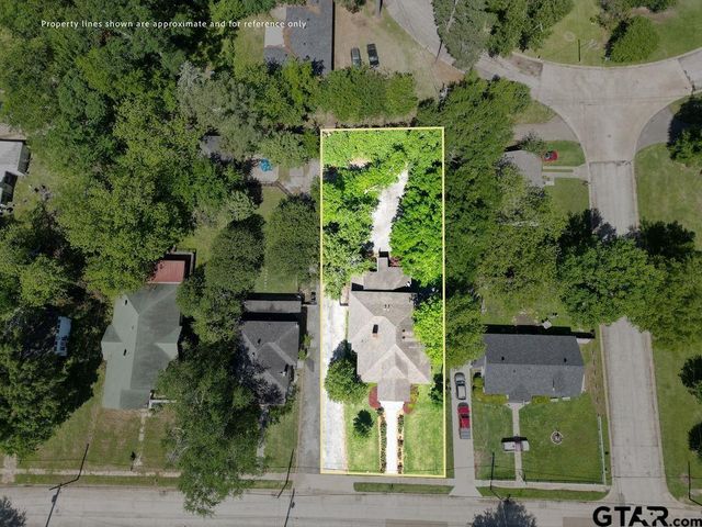 218 N Texas St, Pittsburg, TX 75686