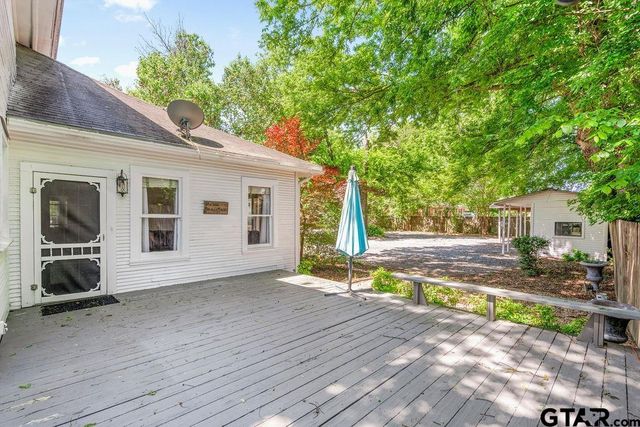 218 N Texas St, Pittsburg, TX 75686