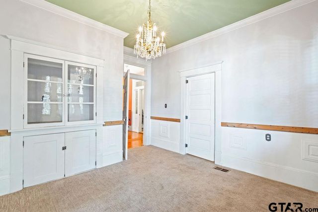 218 N Texas St, Pittsburg, TX 75686