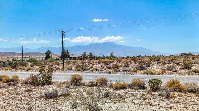 5 Dillon, Sky Valley, CA 92241