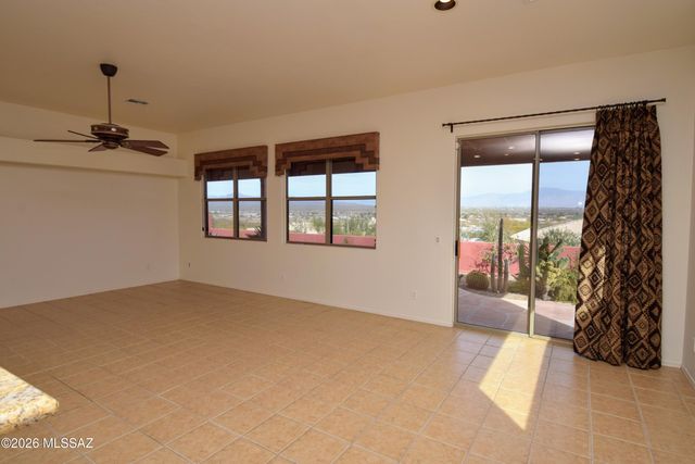 8167 W Circulo De Los Morteros, Tucson, AZ 85743