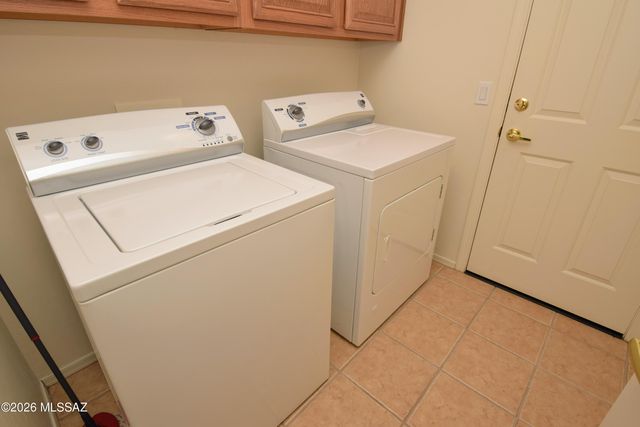 8167 W Circulo De Los Morteros, Tucson, AZ 85743