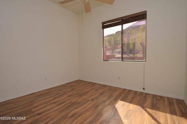 8167 W Circulo De Los Morteros, Tucson, AZ 85743