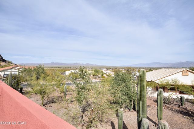 8167 W Circulo De Los Morteros, Tucson, AZ 85743