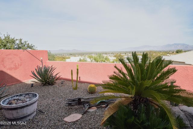 8167 W Circulo De Los Morteros, Tucson, AZ 85743