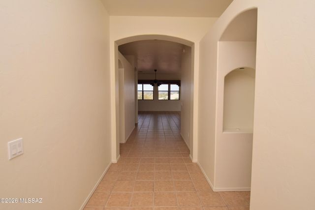 8167 W Circulo De Los Morteros, Tucson, AZ 85743