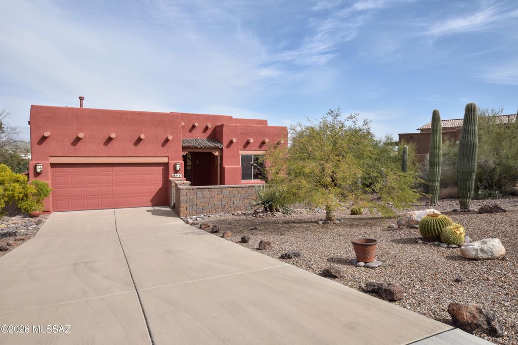 8167 W Circulo De Los Morteros, Tucson, AZ 85743