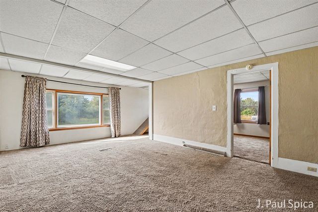 2235 17 Mile Road, Kent City, MI 49330