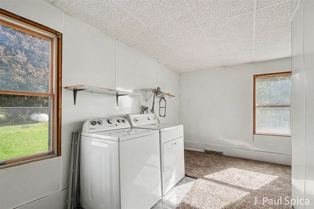 2235 17 Mile Road, Kent City, MI 49330