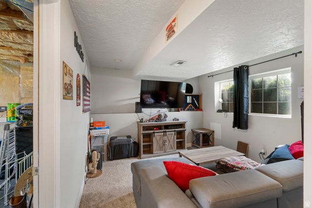 4224 W 5400 S, Roy, UT 84067