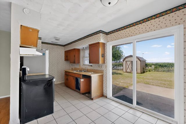 1802 Fairfax Lane, Carrollton, TX 75006
