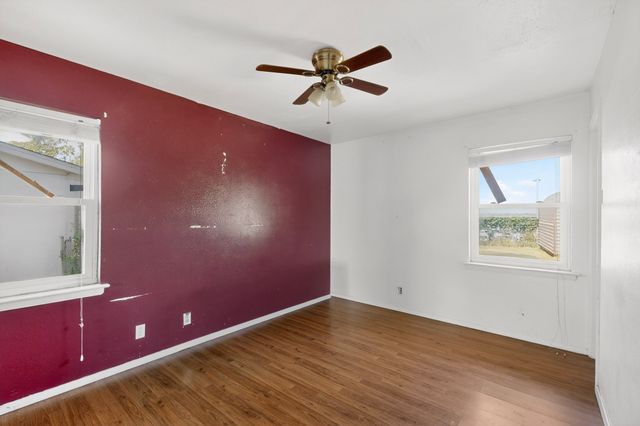 1802 Fairfax Lane, Carrollton, TX 75006