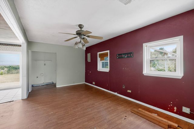 1802 Fairfax Lane, Carrollton, TX 75006