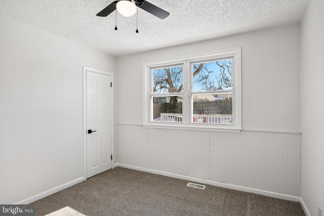 605 TAIT RD, Somerdale, NJ 08083