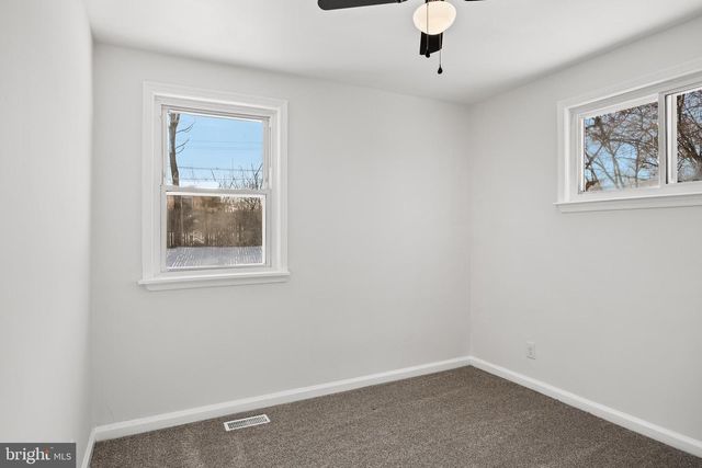 605 TAIT RD, Somerdale, NJ 08083