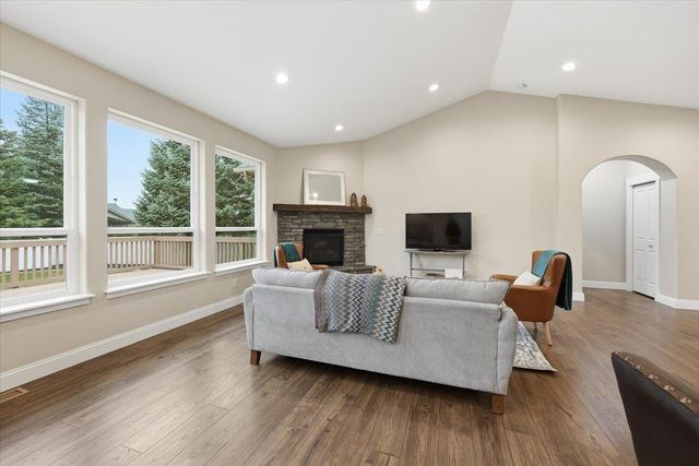 12529 E 14th Ave, Spokane Valley, WA 99216