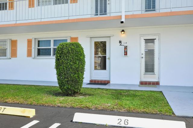 1116 Lake Terrace 114, Boynton Beach, FL 33426