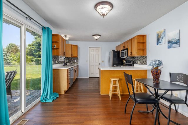 4815 Sweet Cherry Lane, Kalamazoo, MI 49004