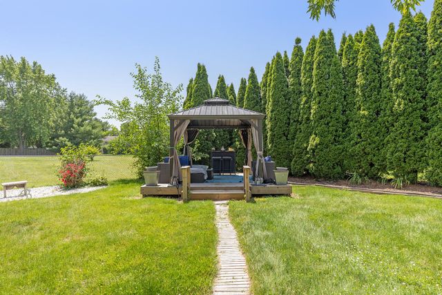 4815 Sweet Cherry Lane, Kalamazoo, MI 49004