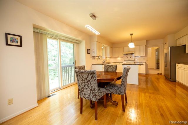 6926 Alden Drive, West Bloomfield, MI 48324