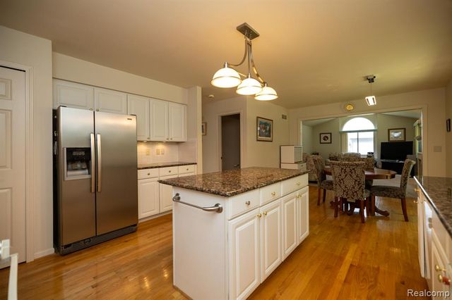 6926 Alden Drive, West Bloomfield, MI 48324