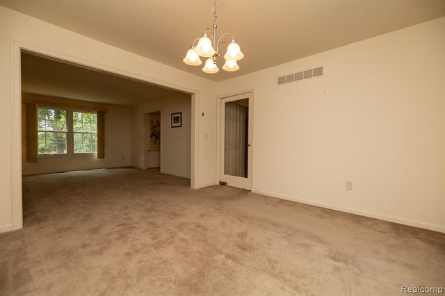 6926 Alden Drive, West Bloomfield, MI 48324