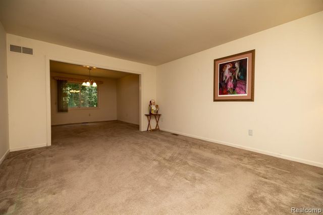 6926 Alden Drive, West Bloomfield, MI 48324