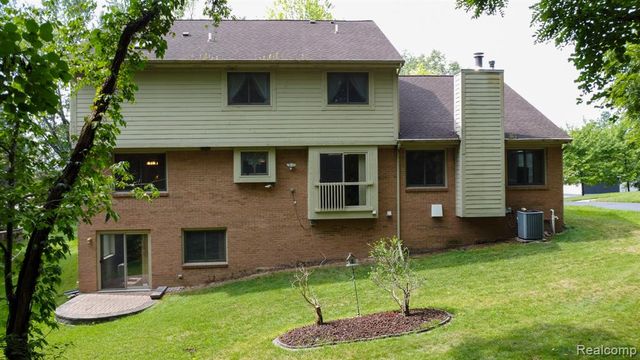 6926 Alden Drive, West Bloomfield, MI 48324
