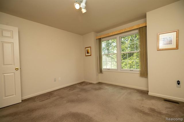 6926 Alden Drive, West Bloomfield, MI 48324