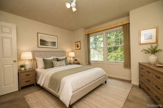 6926 Alden Drive, West Bloomfield, MI 48324