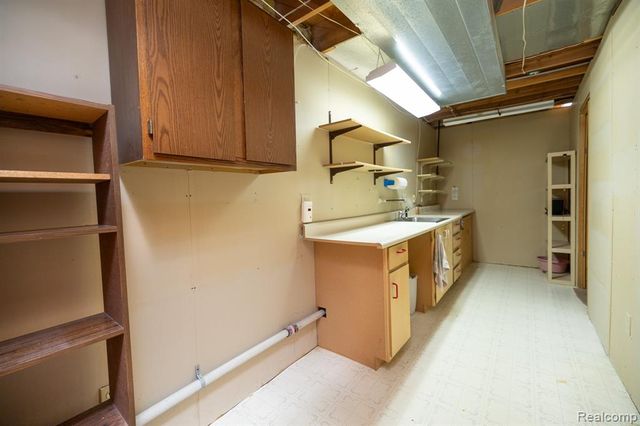 6926 Alden Drive, West Bloomfield, MI 48324