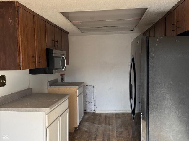 8367 Paso Del Norte Court, Indianapolis, IN 46227