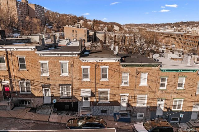 37 Moquette Row S, Yonkers, NY 10703