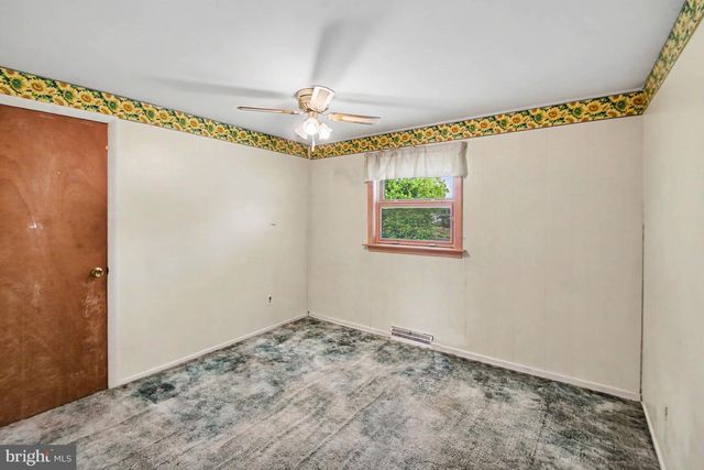 206 WAVERLY RD, Southampton, PA 18966