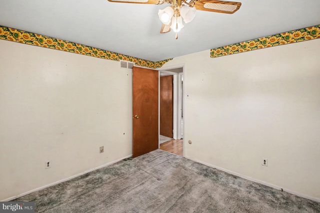 206 WAVERLY RD, Southampton, PA 18966