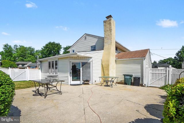 206 WAVERLY RD, Southampton, PA 18966