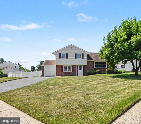 206 WAVERLY RD, Southampton, PA 18966