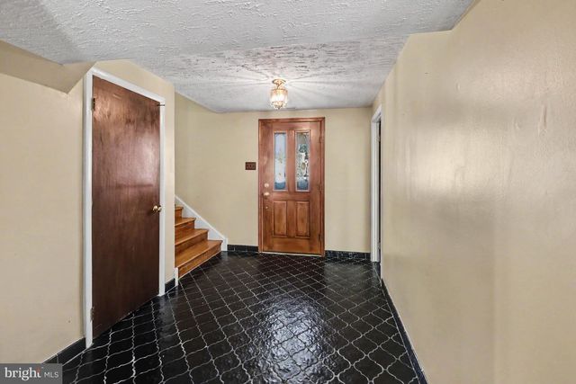 206 WAVERLY RD, Southampton, PA 18966