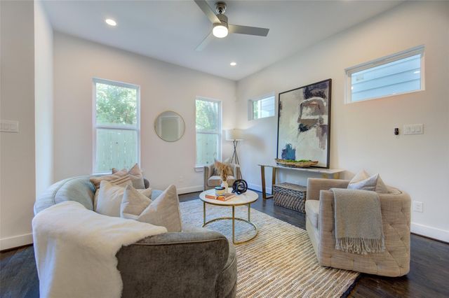 853 Mansfield Street A, Houston, TX 77091