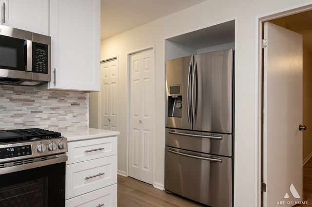 4937 N Sayre Avenue, Chicago, IL 60656