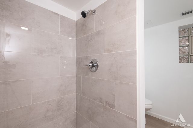 4937 N Sayre Avenue, Chicago, IL 60656