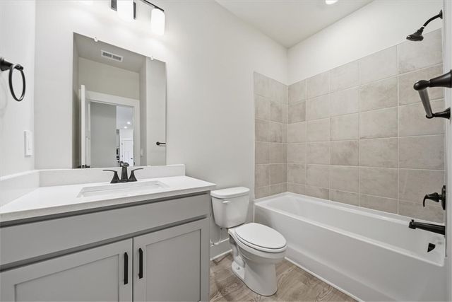 114 Barreto Court, Boiling Springs, SC 29316