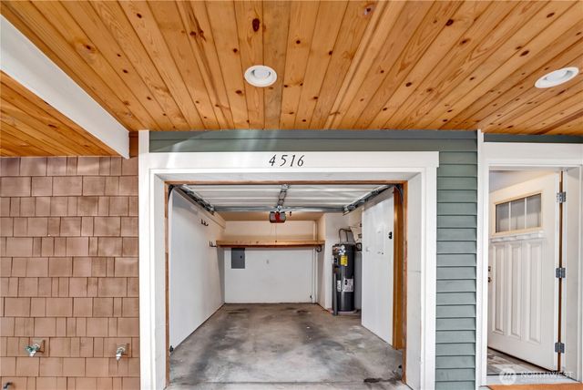4516 Dayton Avenue N, Seattle, WA 98103