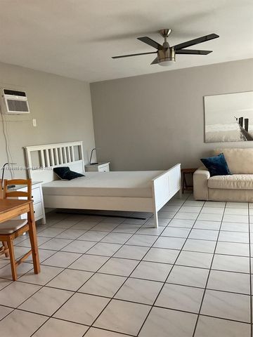 90 Isle Of Venice Dr 8, Fort Lauderdale, FL 33301