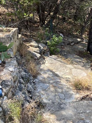 1970 Martin RD, Dripping Springs, TX 78620