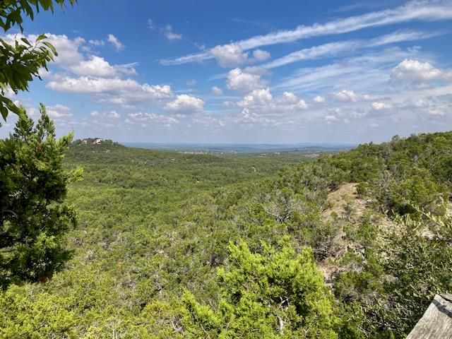 1970 Martin RD, Dripping Springs, TX 78620
